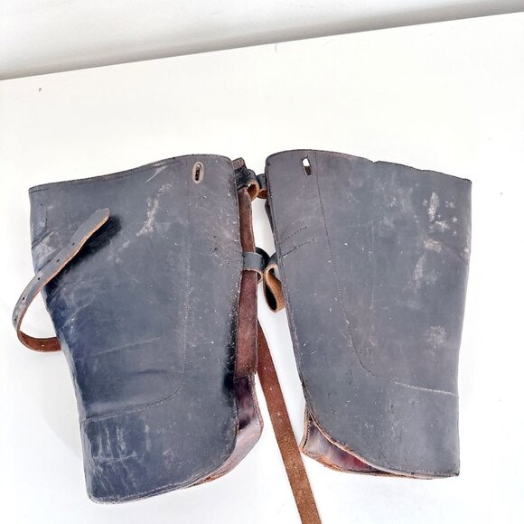ANTIQUE WWII SWISS ARMY LEATHER BOOT GAITERS - PAIR - Picture 7 of 10